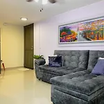 Mantilla Living - 402
