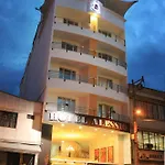 Alessio Hotel