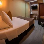 Hotel Prado 34 West