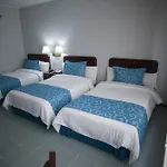 Hotel Internacional La Triada by DOT Urban