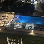 Hospedate En Un Club De Lujo
