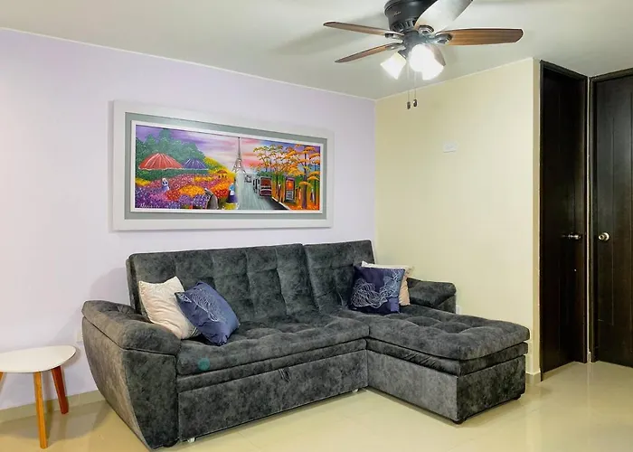 Mantilla Living - 402