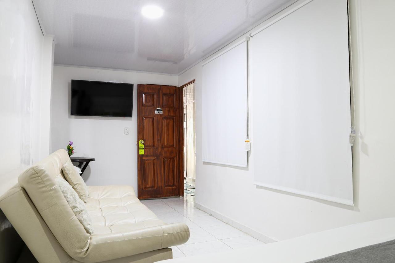 Hotel Prados Del Chicamocha 2*