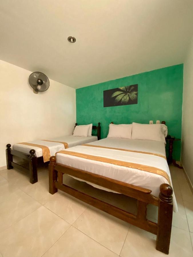 Hotel Santa Sofia 2*