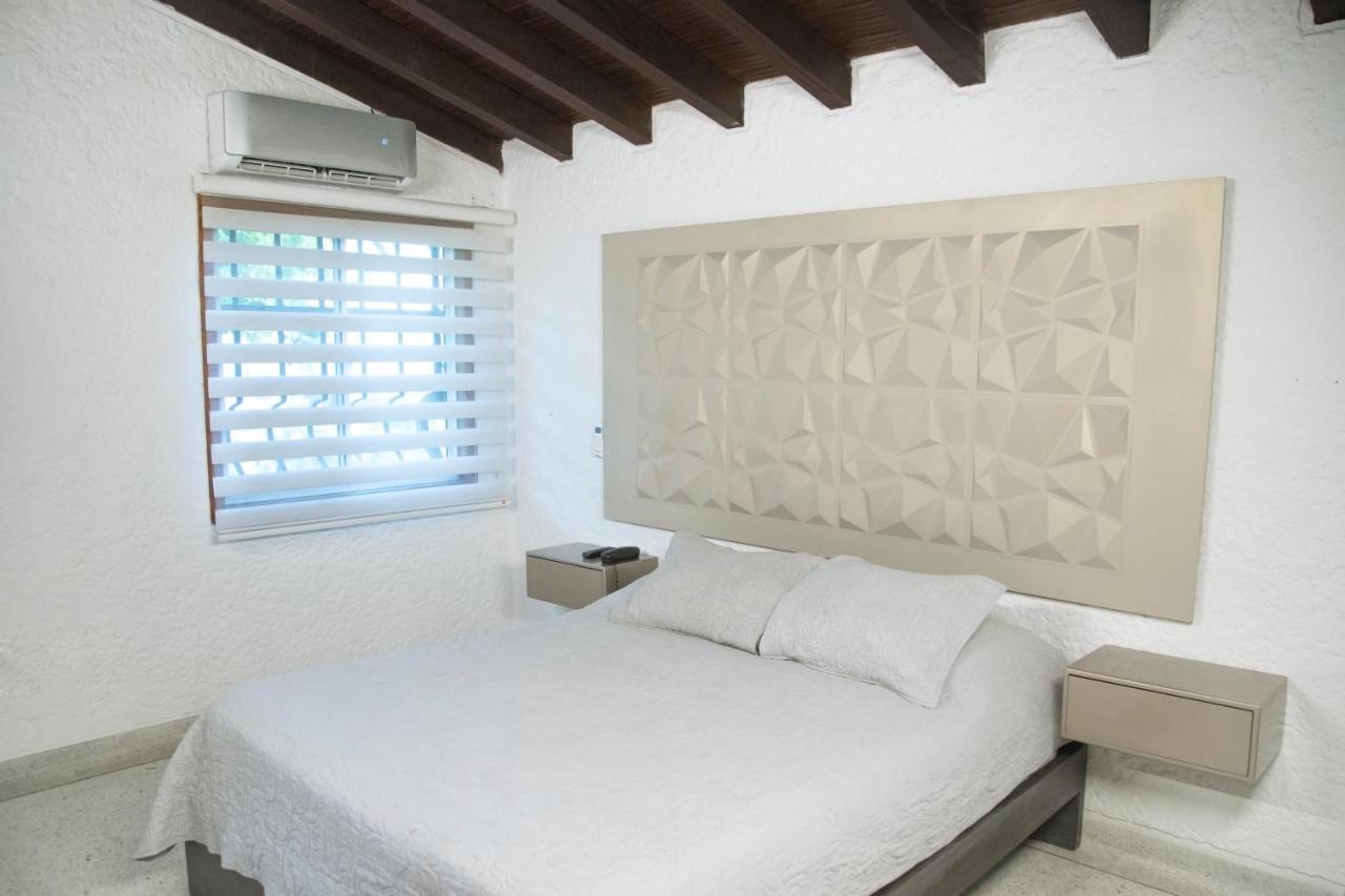 Casa Lago Boutique