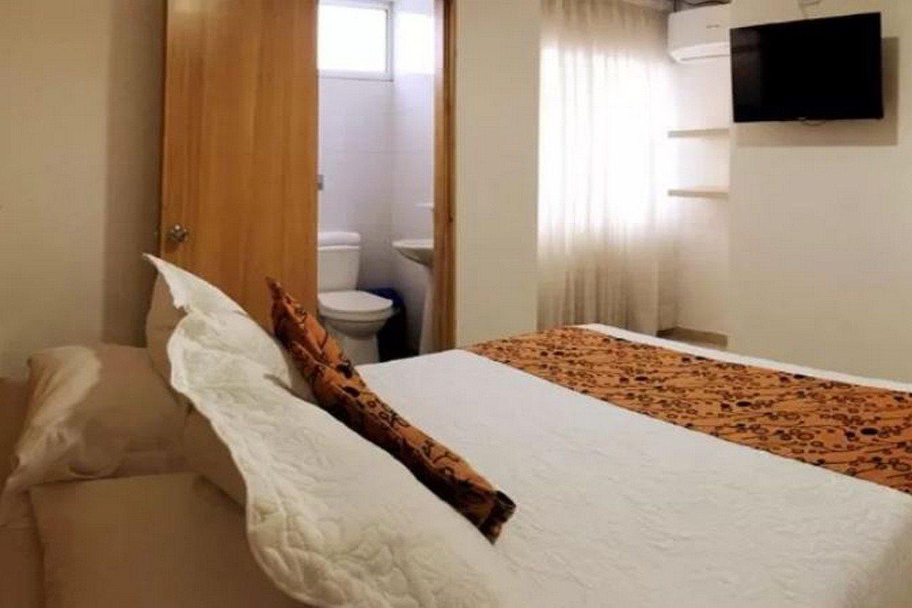 Riviera Plaza Hotel 3*