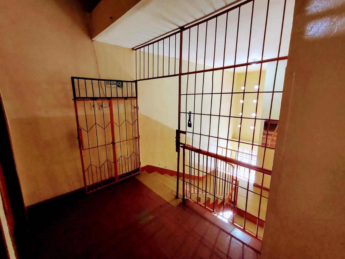 Hotel Angola *