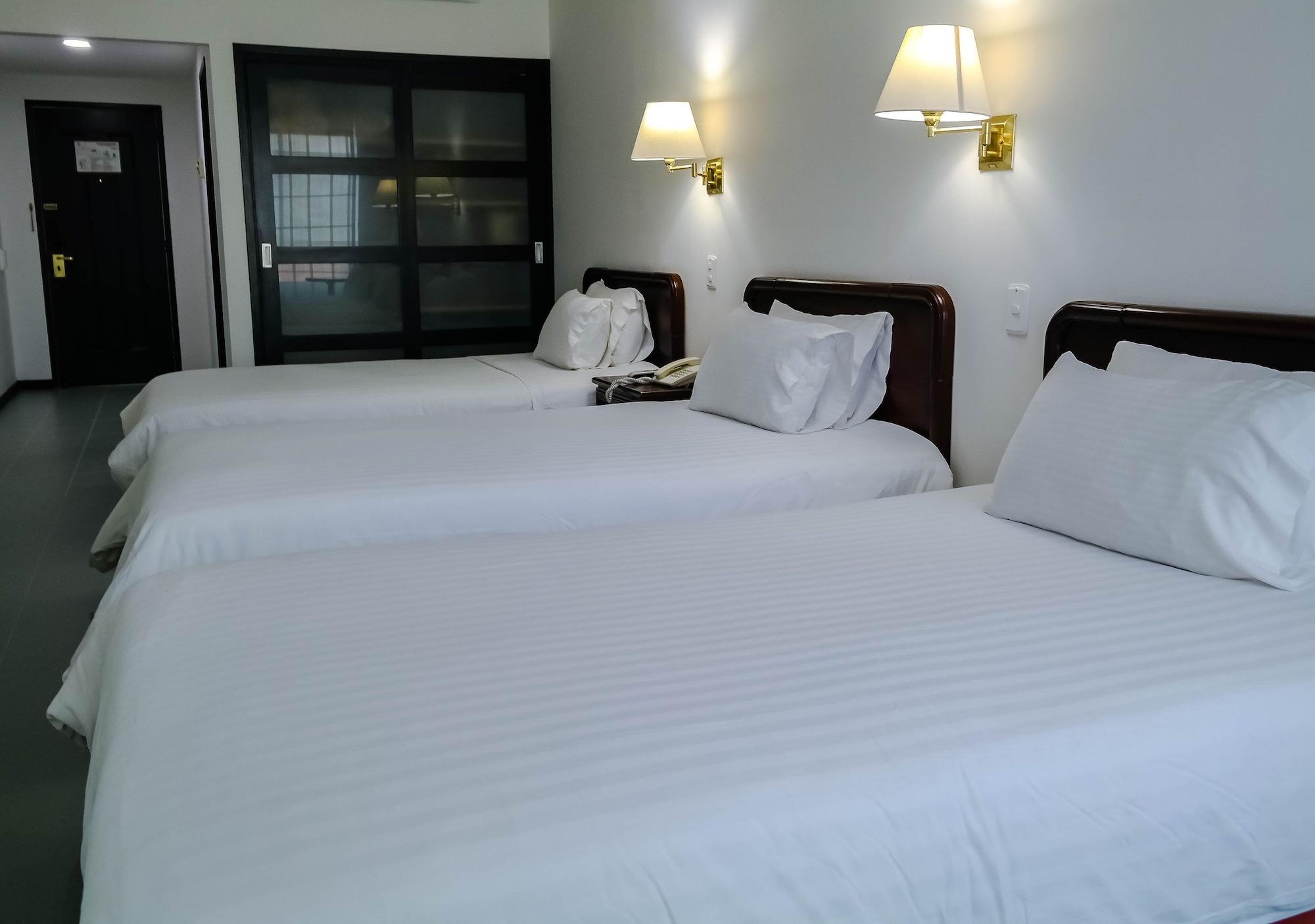 Internacional La Triada By Dot Urban Hotel