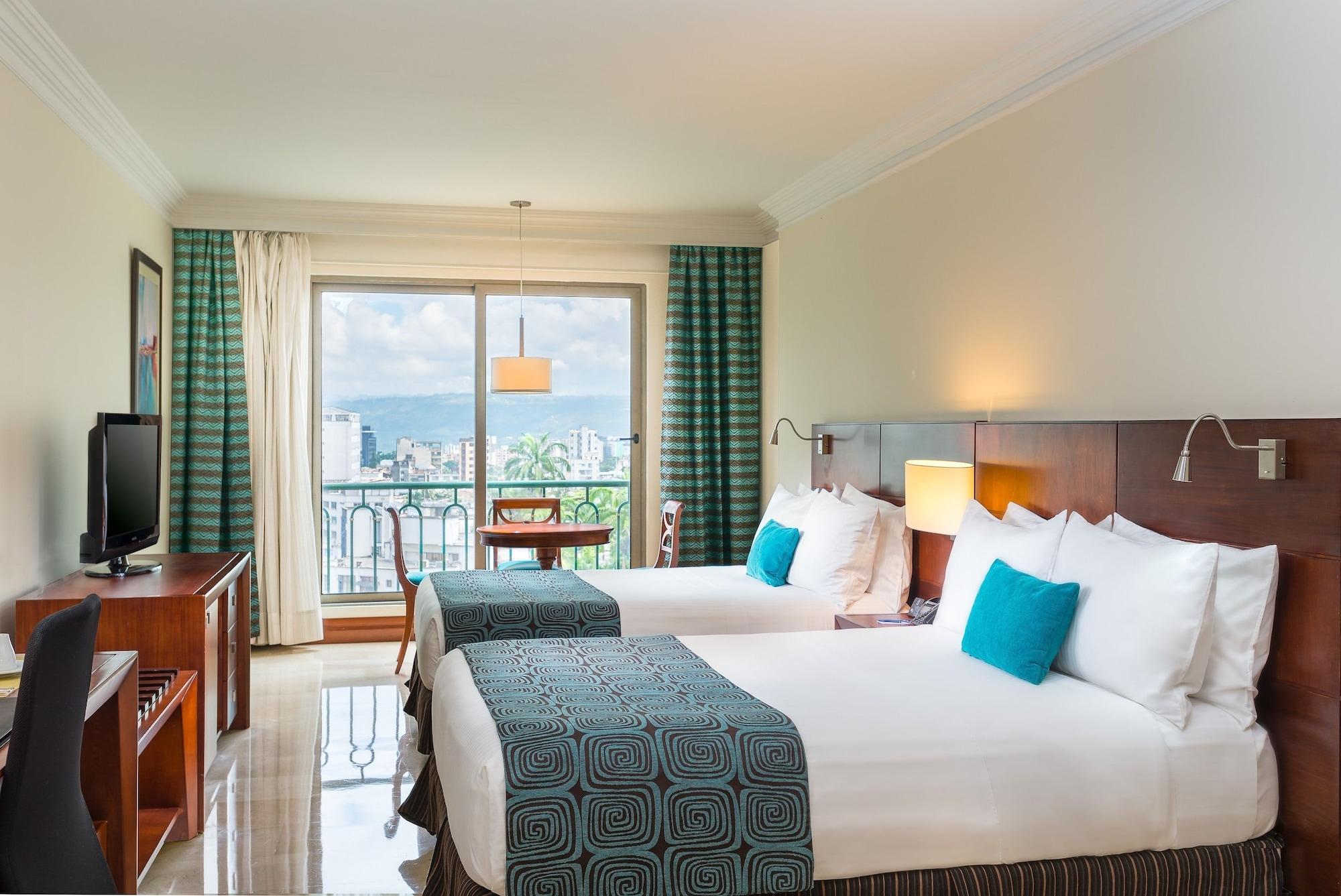 Hotel Dann Carlton 5*