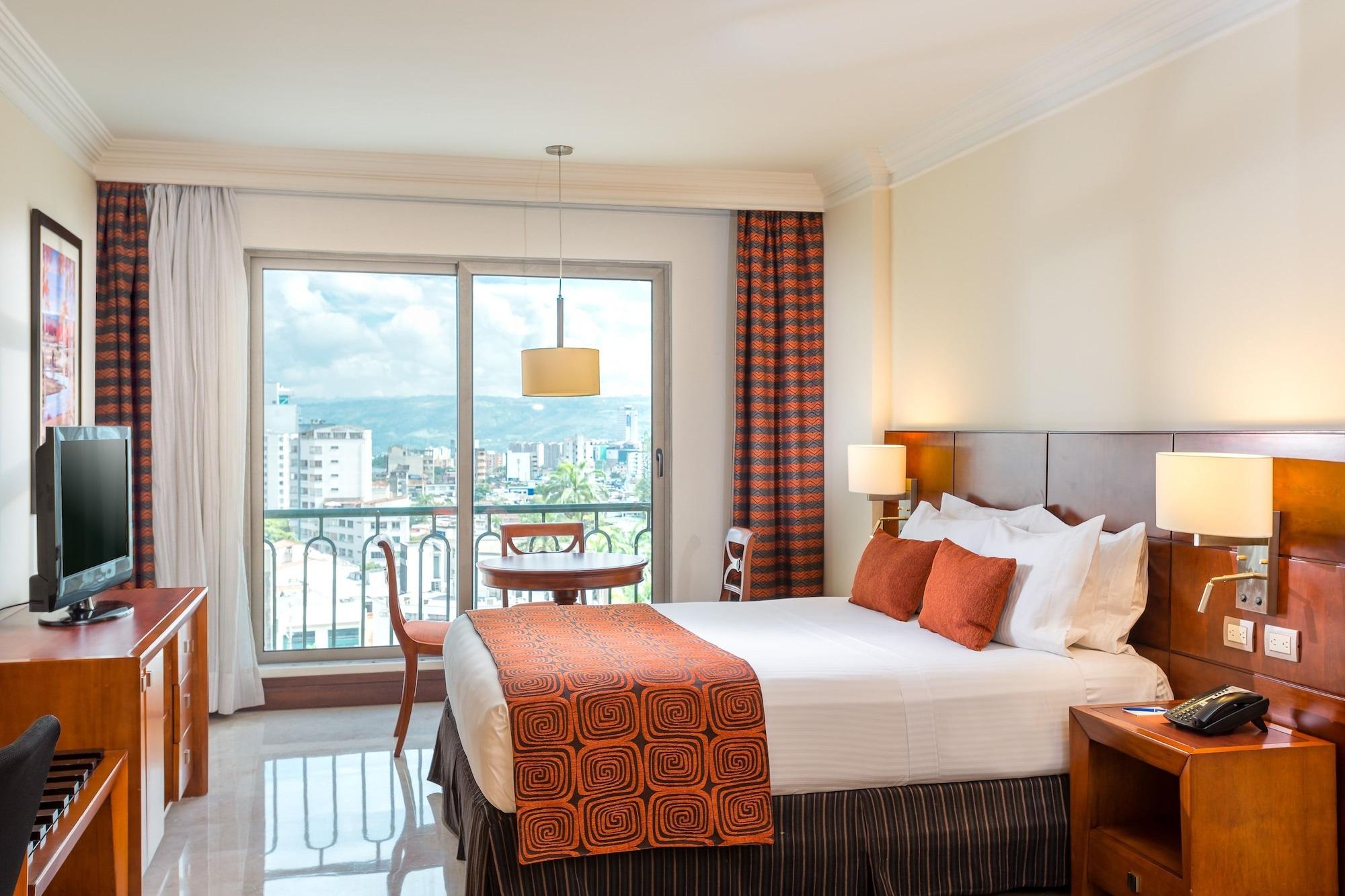 Hotel Dann Carlton