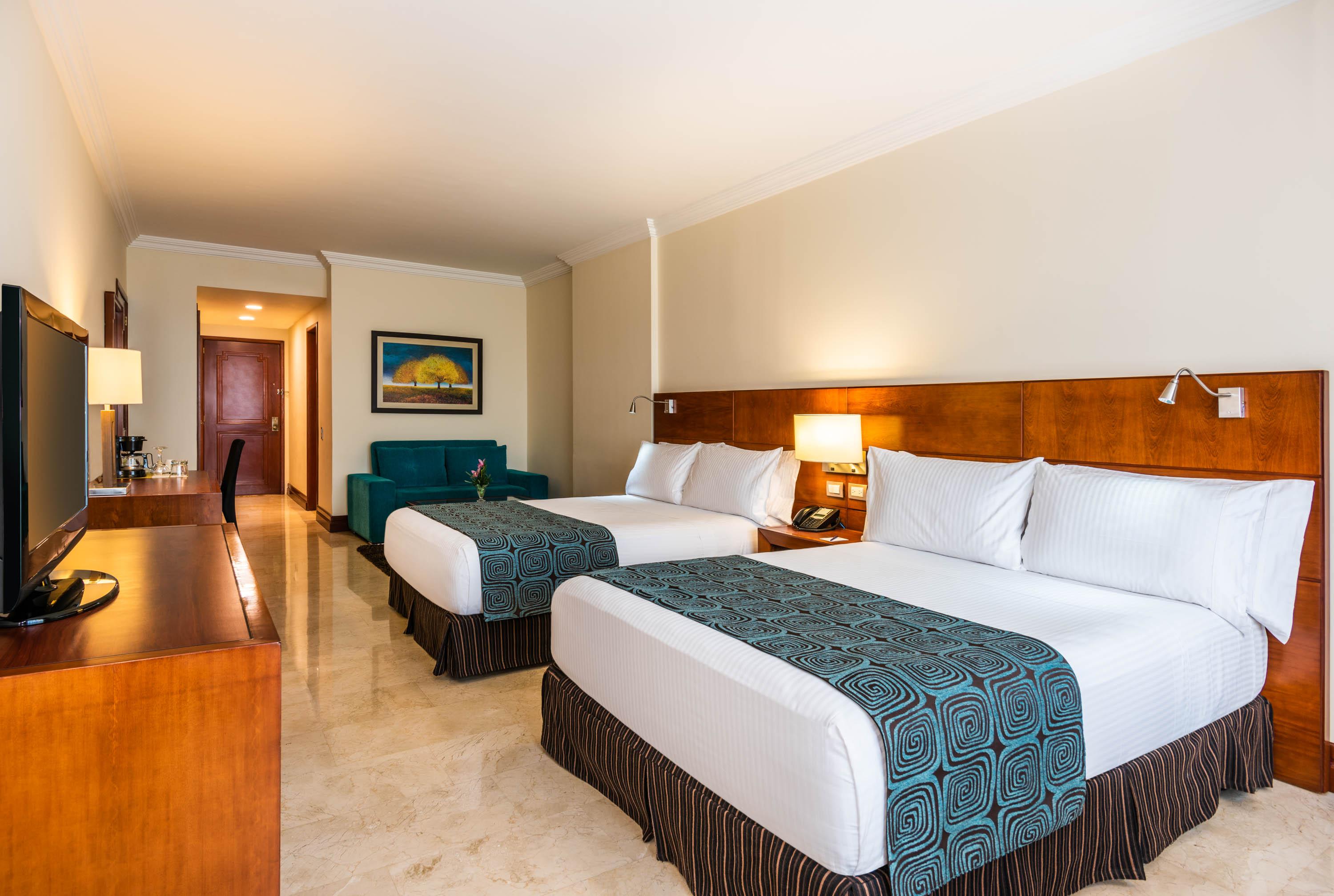 Hotel Dann Carlton 5*