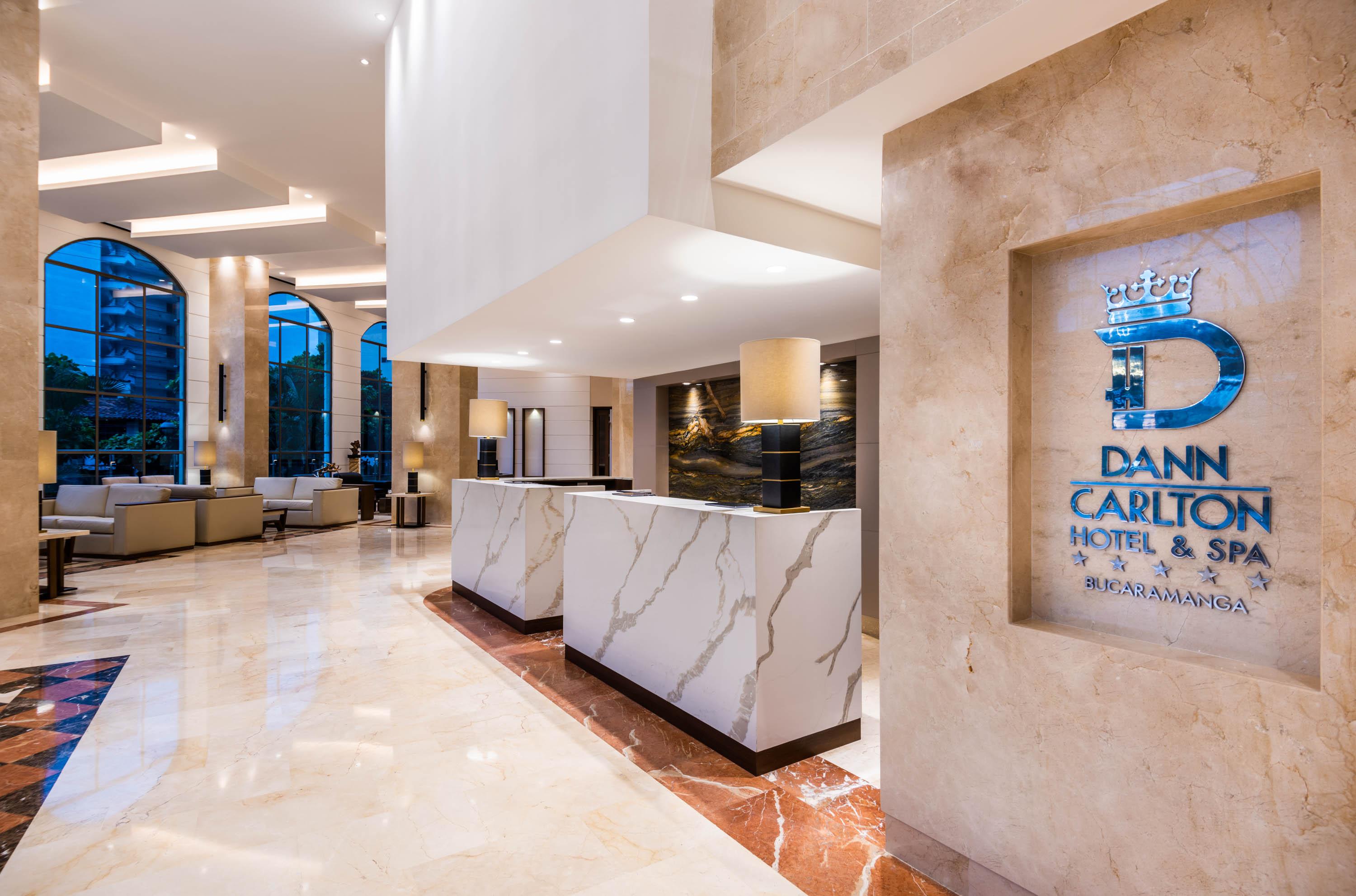 Dann Carlton Hotel