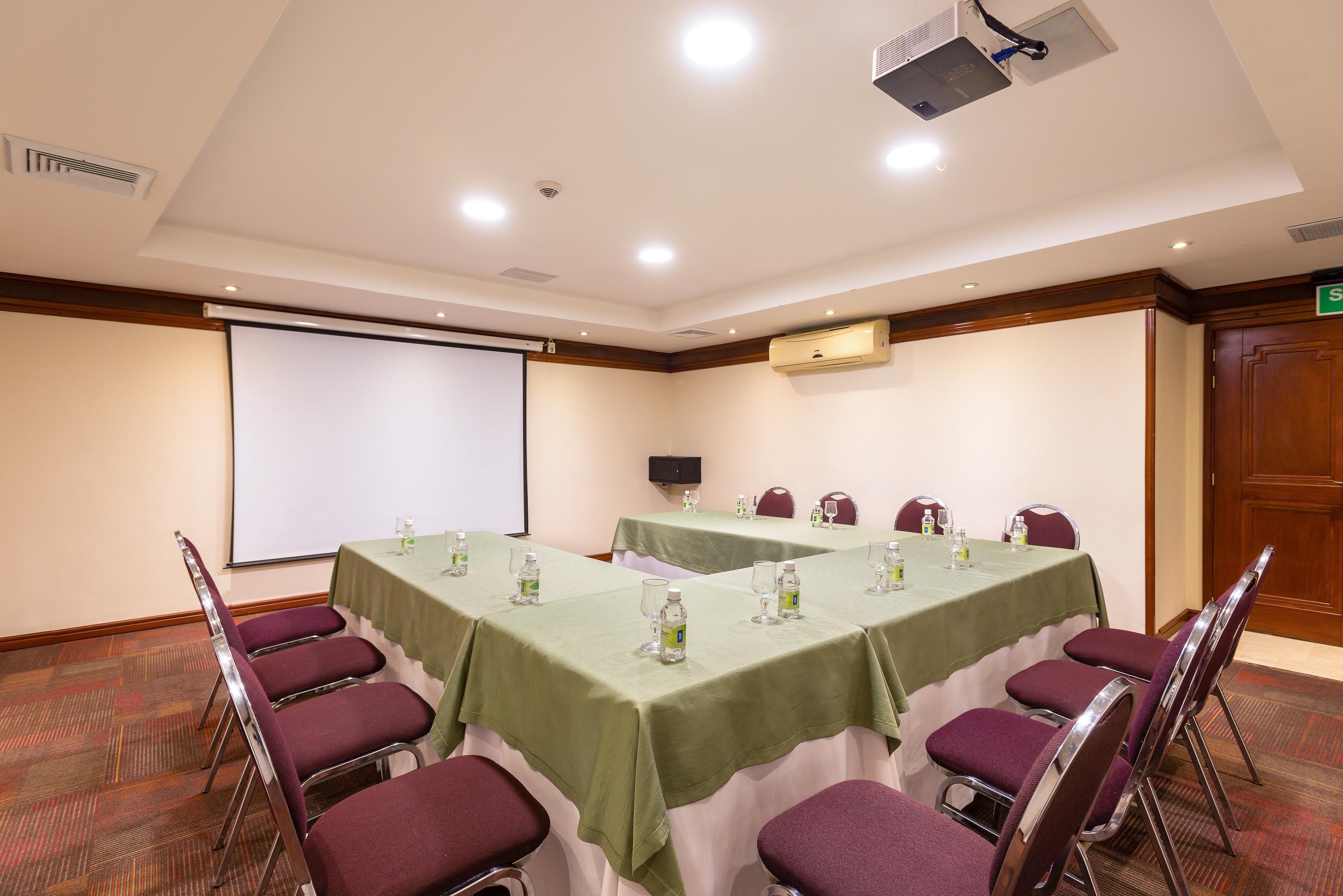 Dann Carlton Hotel 5*
