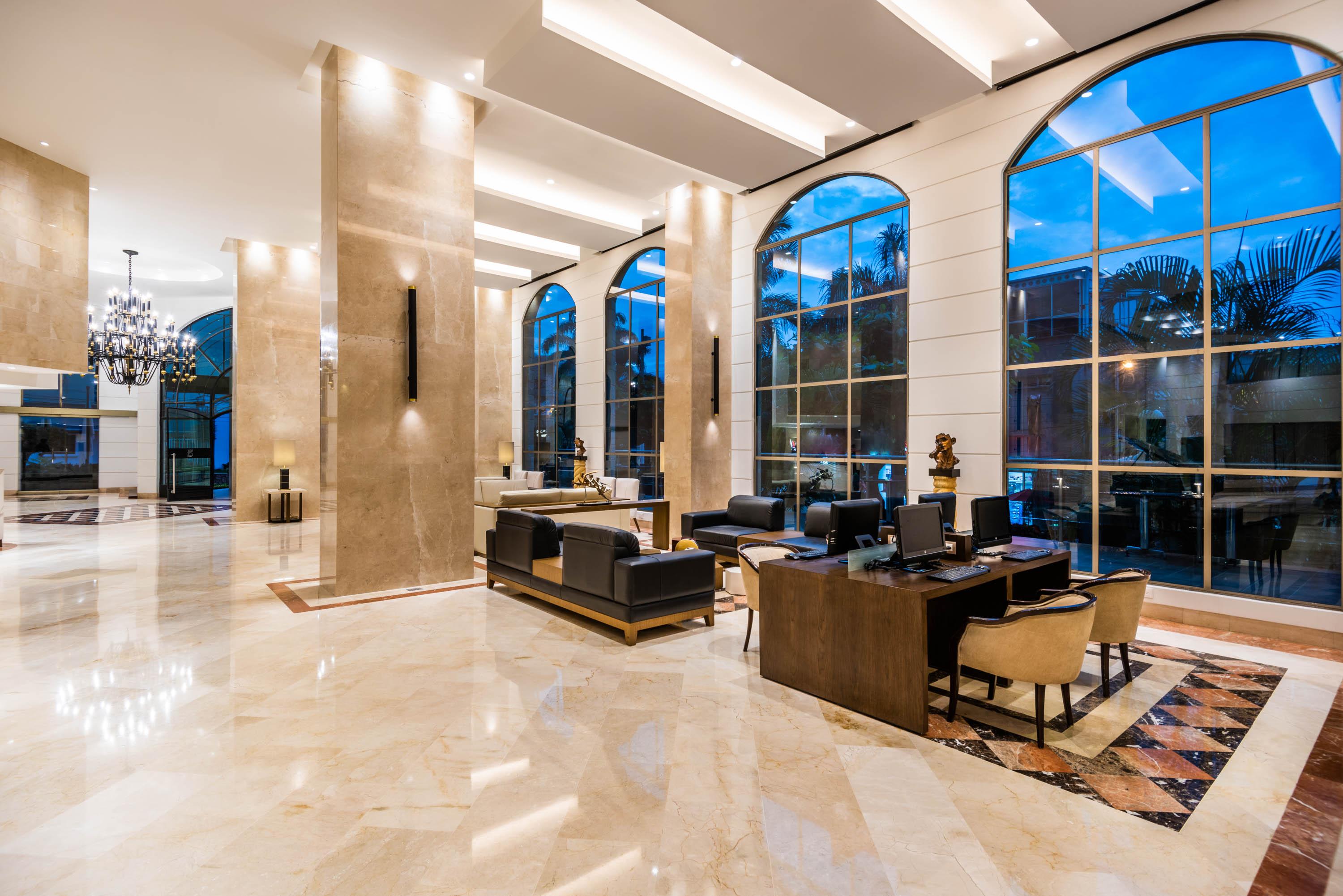 Hotel Dann Carlton 5*