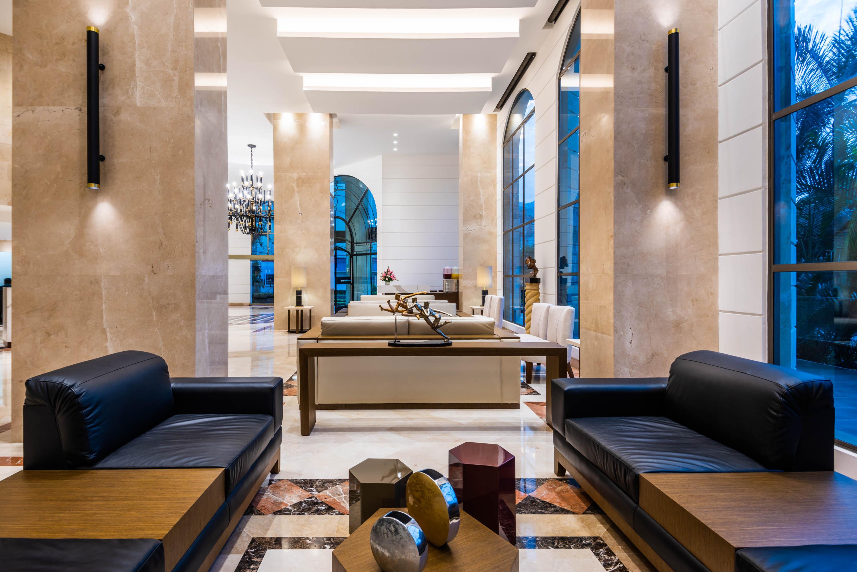 Hotel Dann Carlton