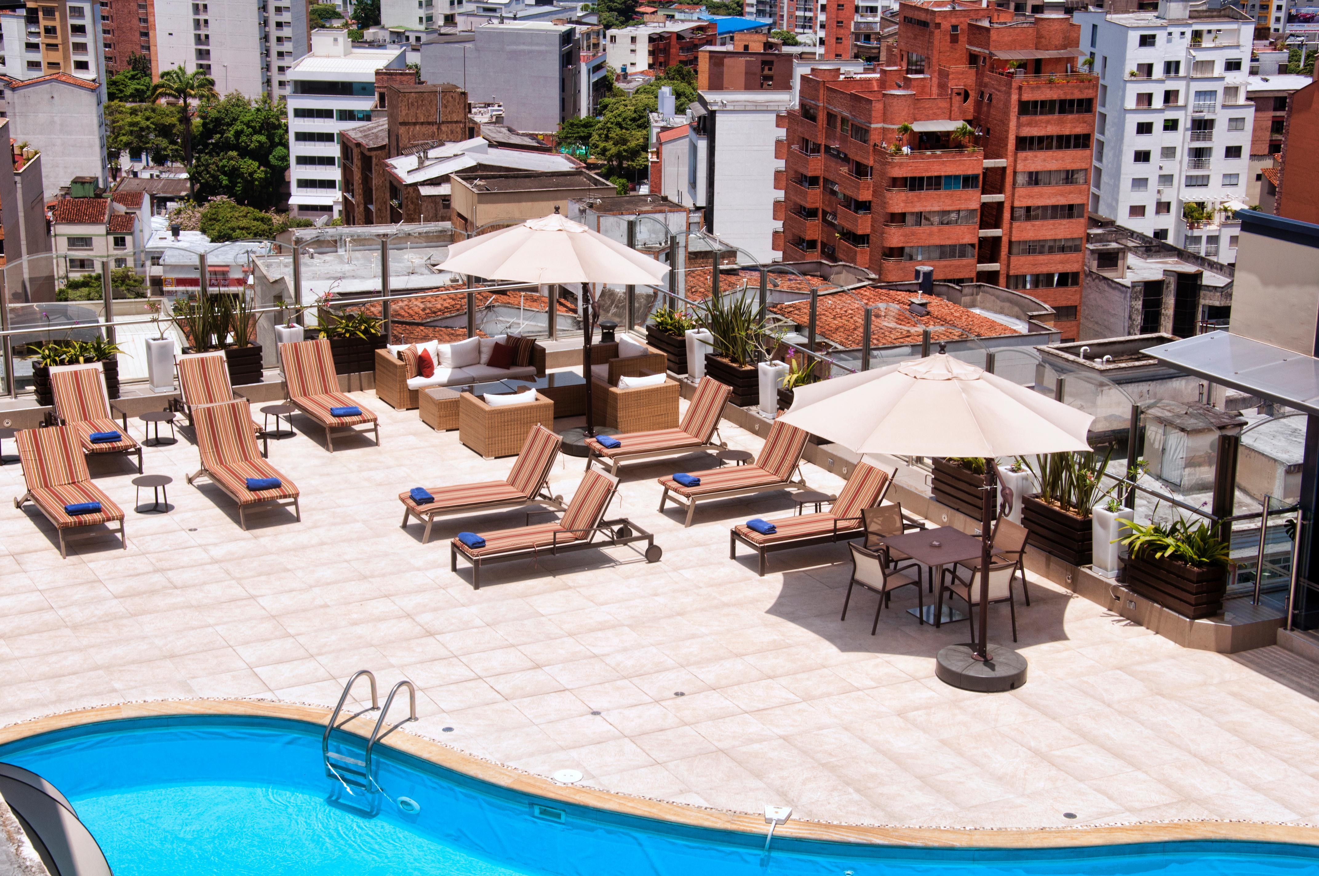 Dann Carlton Hotel