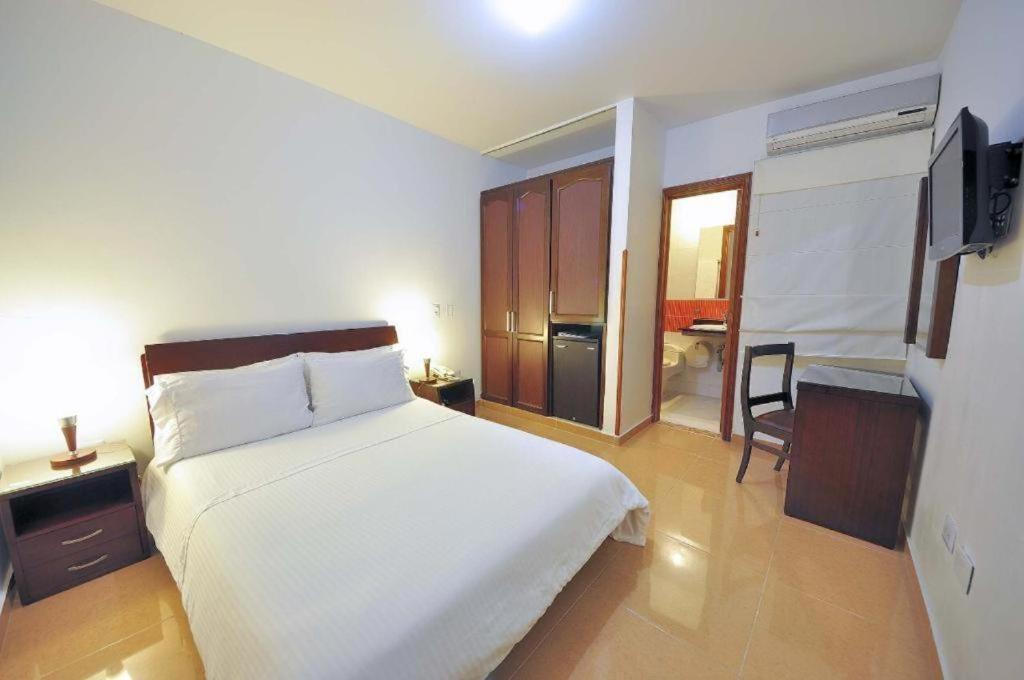 Hotel Palonegro 3*