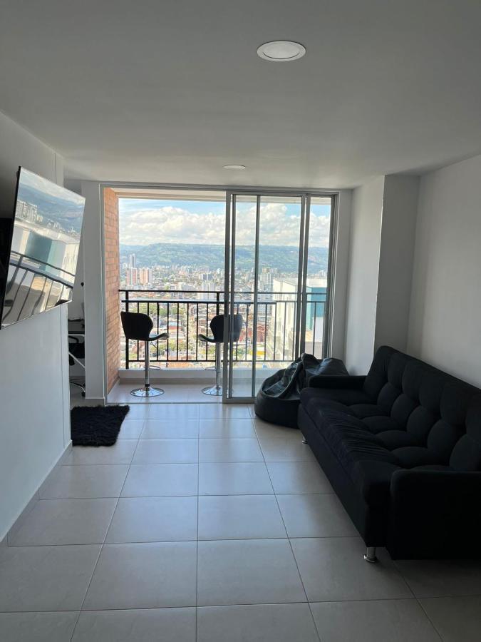 Habitación En Apartamento Compartido Piso 26 * Bucaramanga