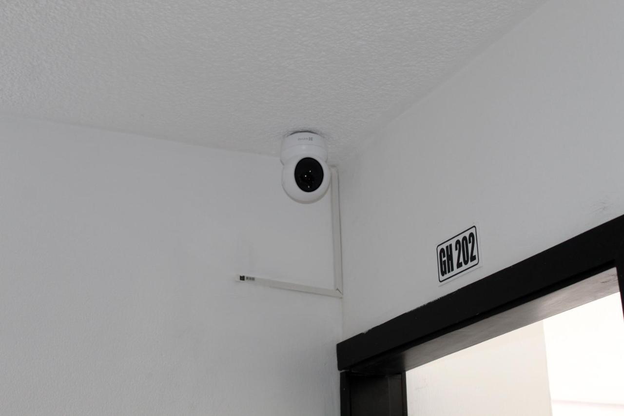 House Aparthotel *