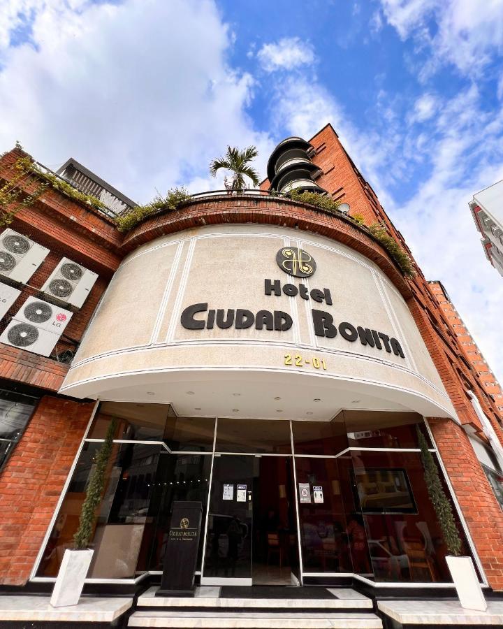 Ciudad Bonita Hotel 4*
