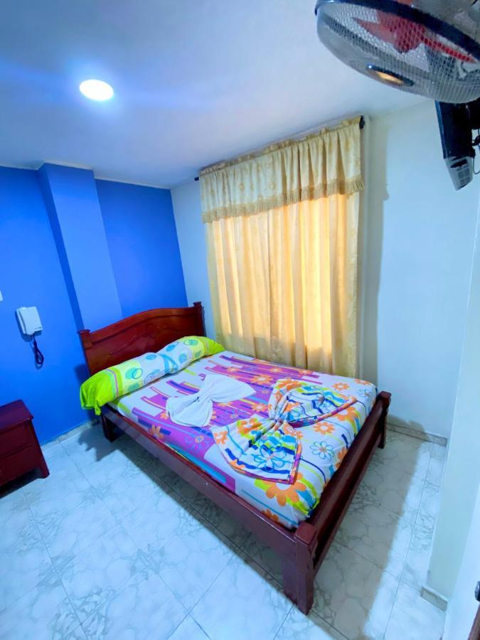 Turista Real Hotel *