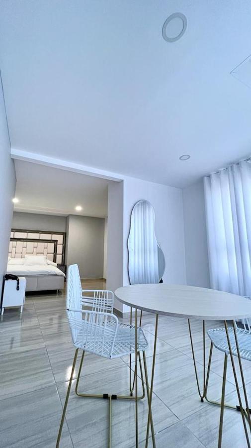 Hotel Street 55