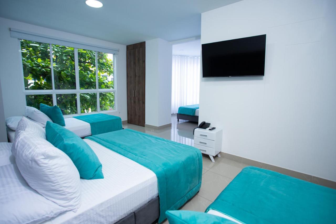 Hotel Street 55 *