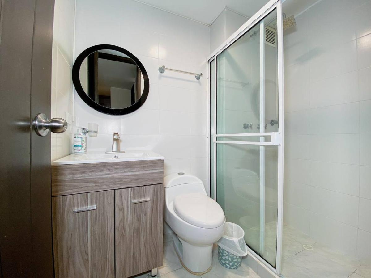 Mantilla Living - 402 *