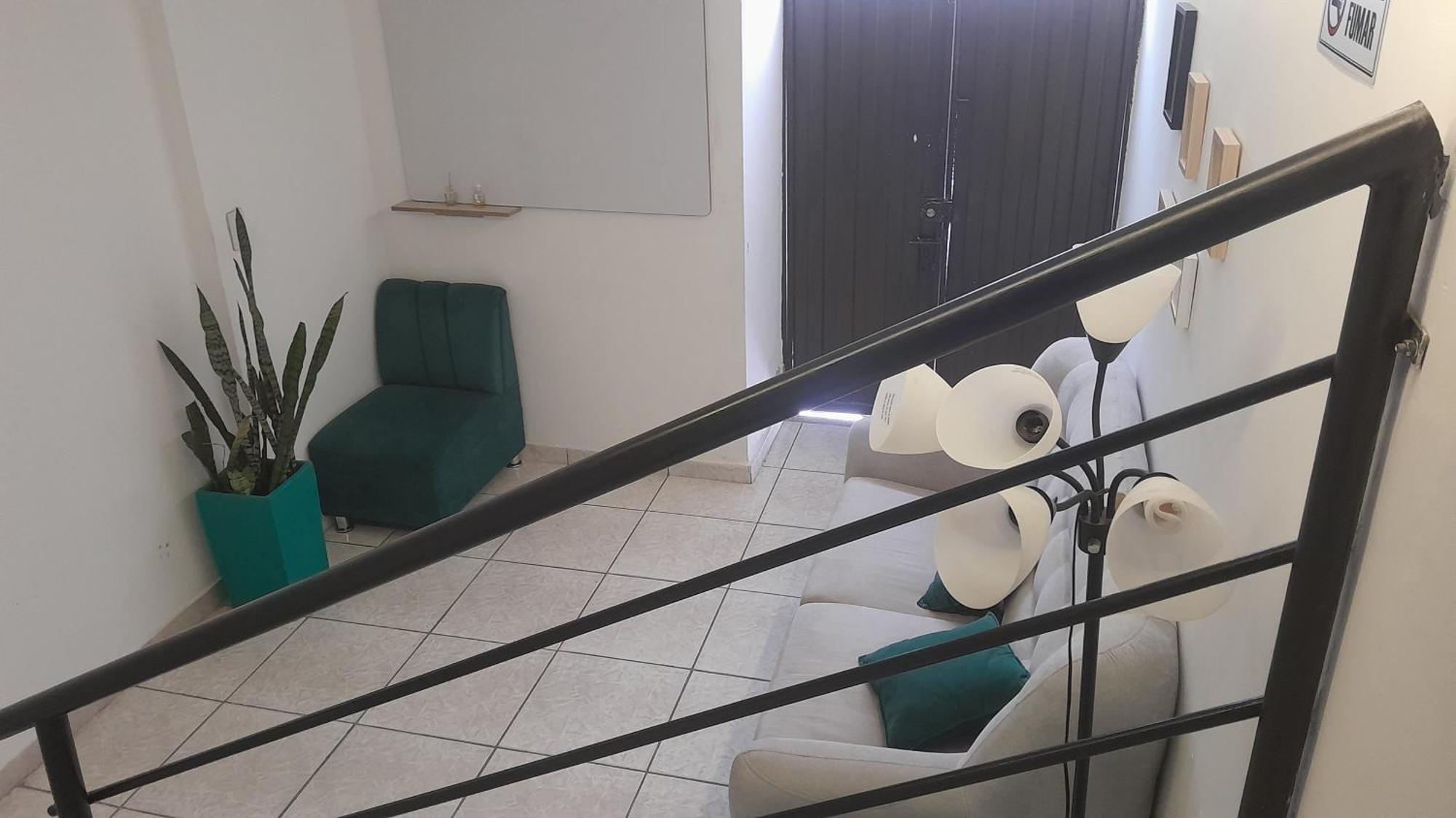 Aparthotel House *