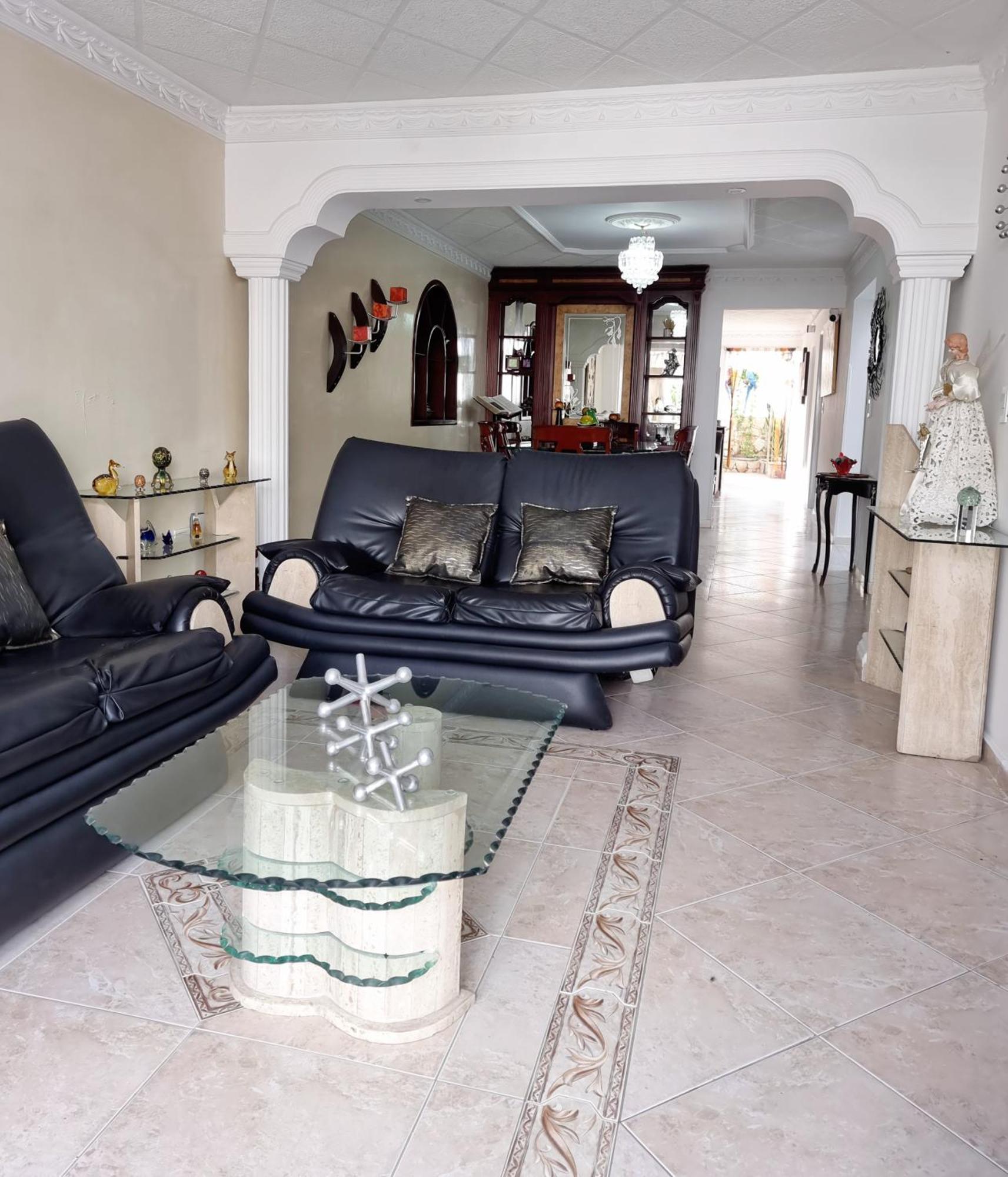 Amplia Y Comoda Con Bano Privado
