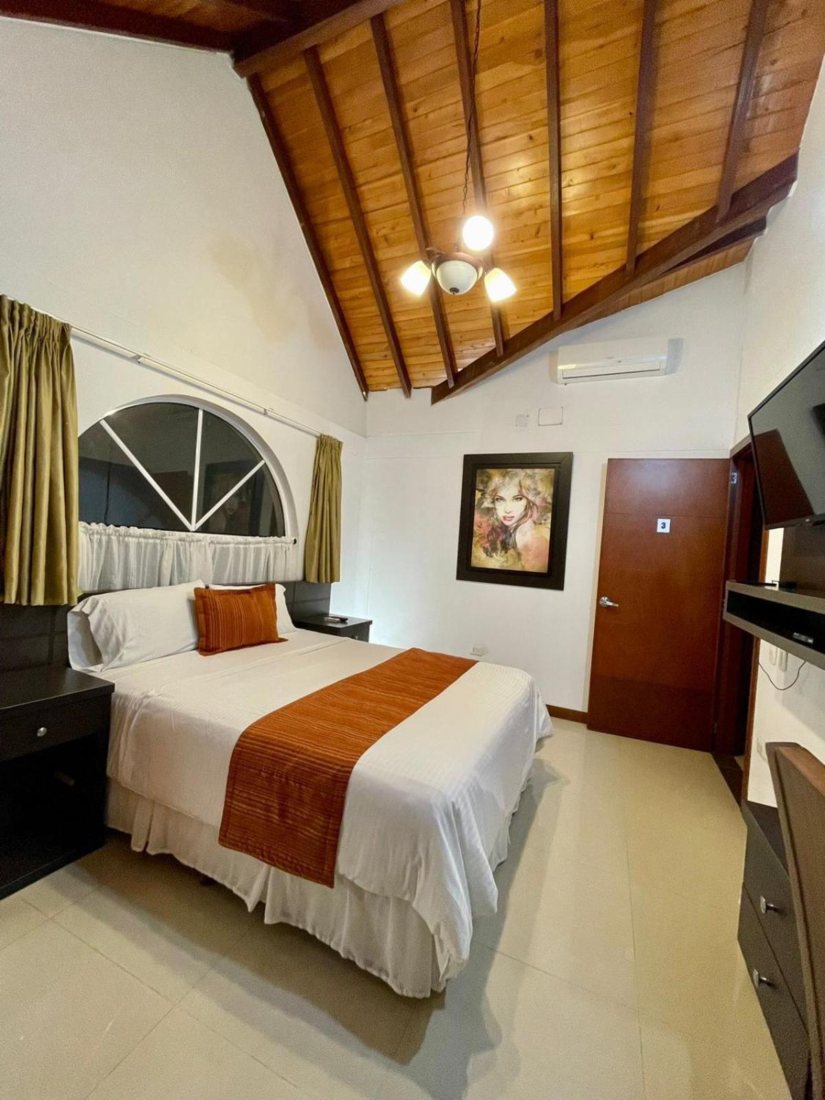 Serenity Casa Boutique Hotel 3*
