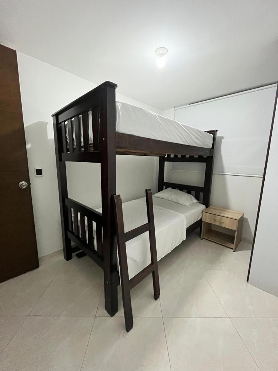Apartment Moderno, Ubicacion Ideal, Con Parking *