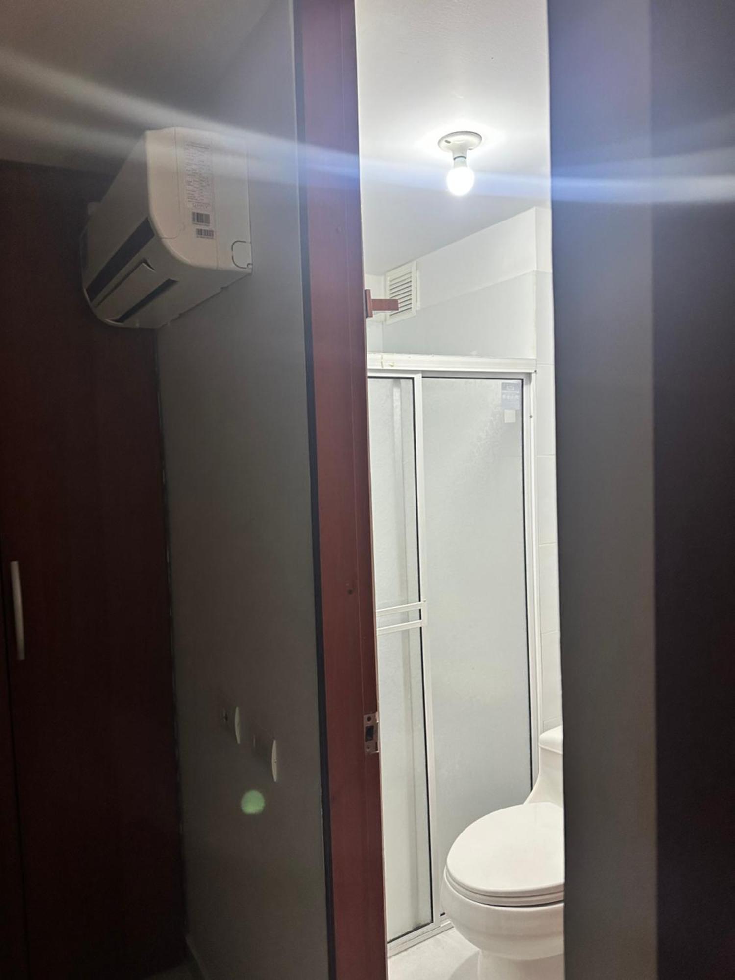 Apartamento Parque De Los Ninos Apartment *