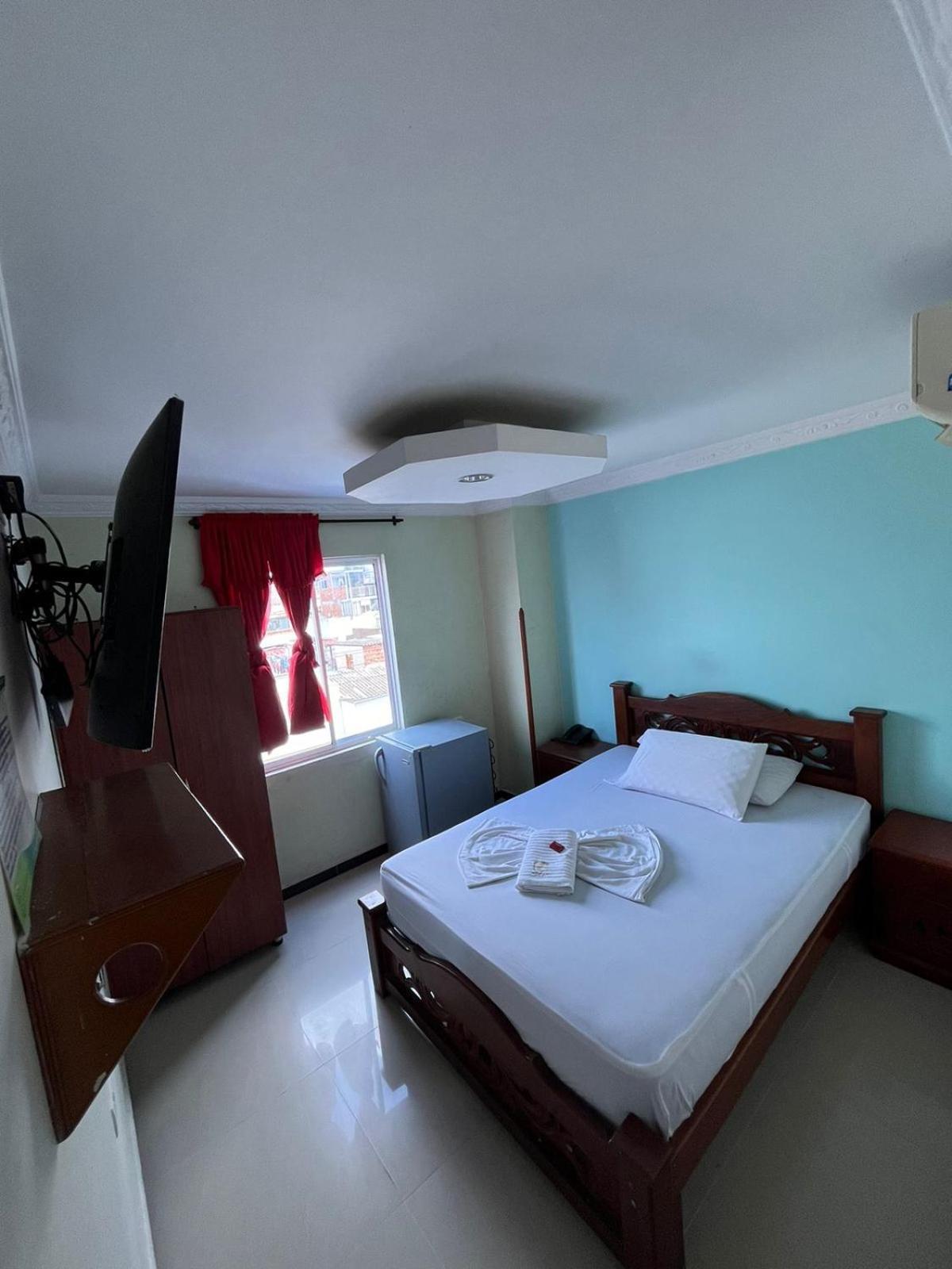 Bucarica Plaza Hotel 2*
