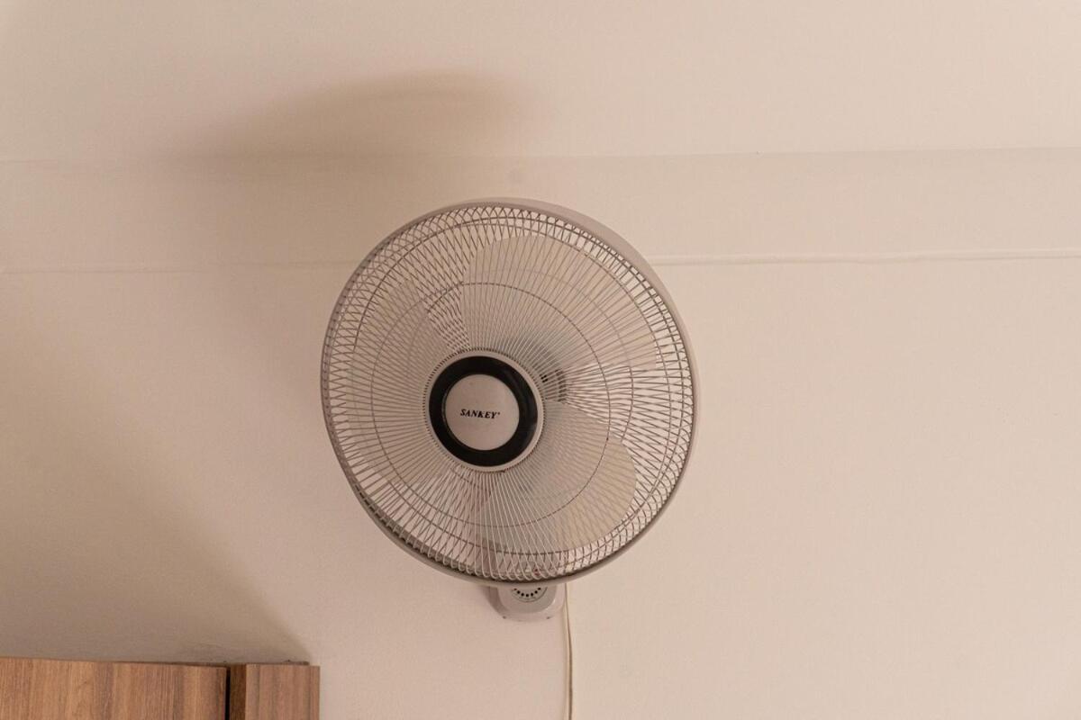 C Con Bano Privado, Zona De Trabajo Y Tv