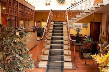 Hotel Colonial Plaza 3*