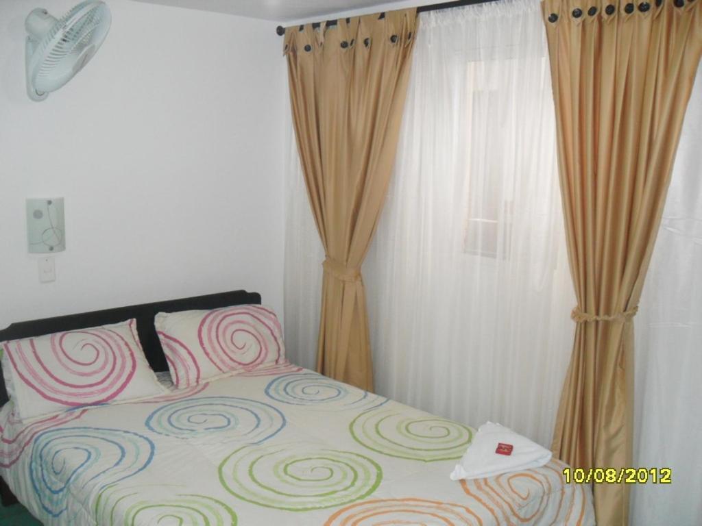San Luis Plaza 3*