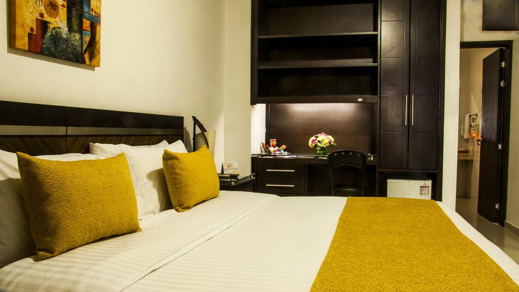 San José Plaza Hotel 3*