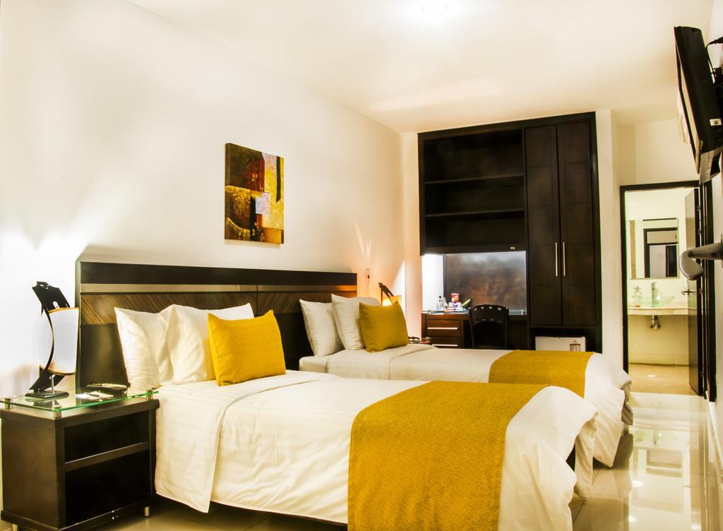 San José Plaza Hotel
