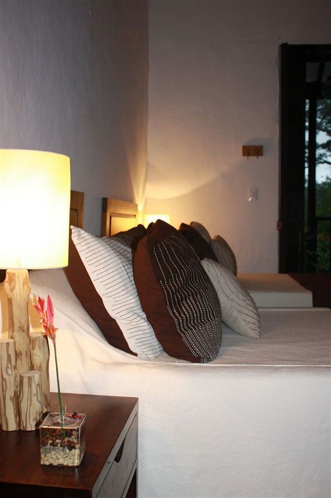 Hotel Hacienda El Roble 3*