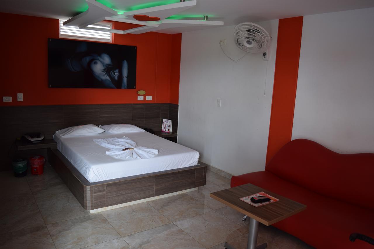 Hotel del amor Rey De Corazones *