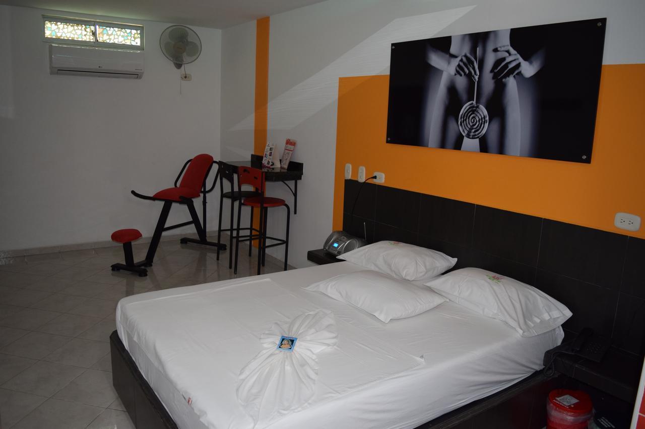 Hotel del amor Rey De Corazones *