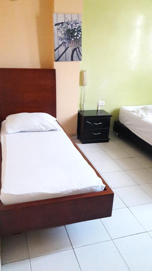 Hotel Granada *