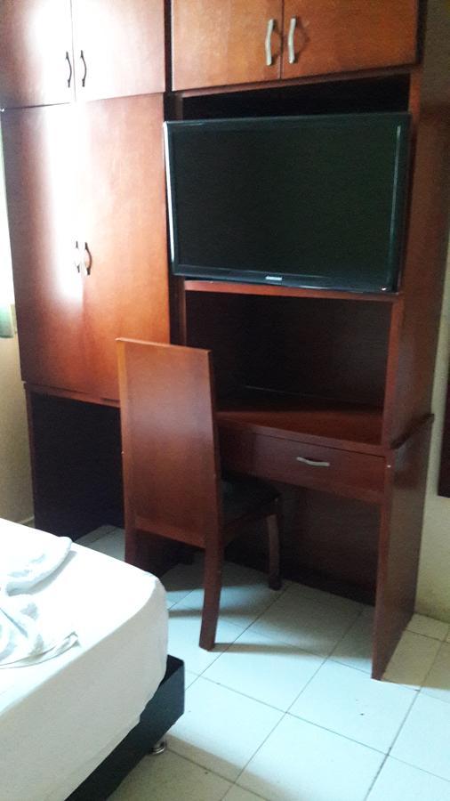 Hotel Granada *