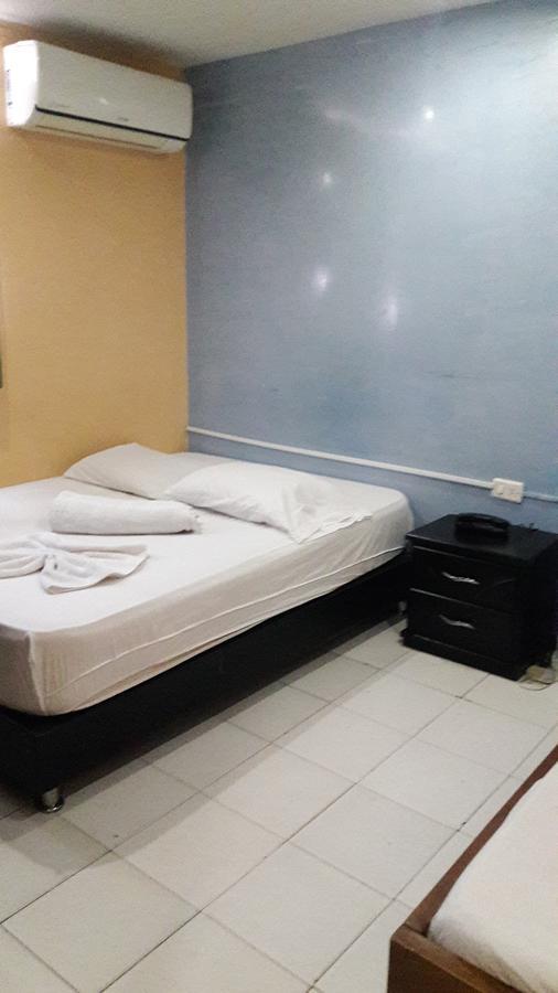 Hotel Granada *