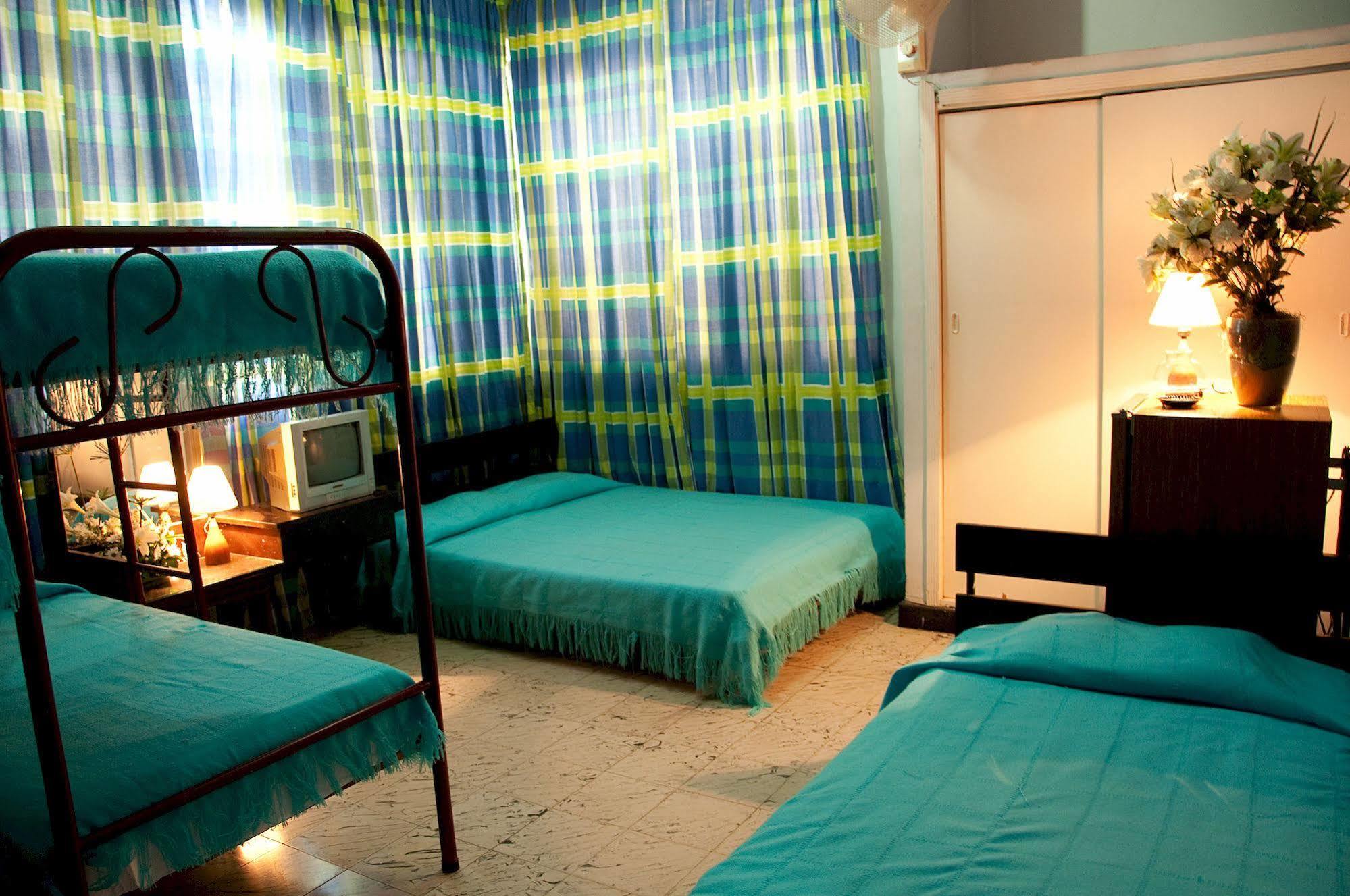 Hotel Colonial Plaza 3*