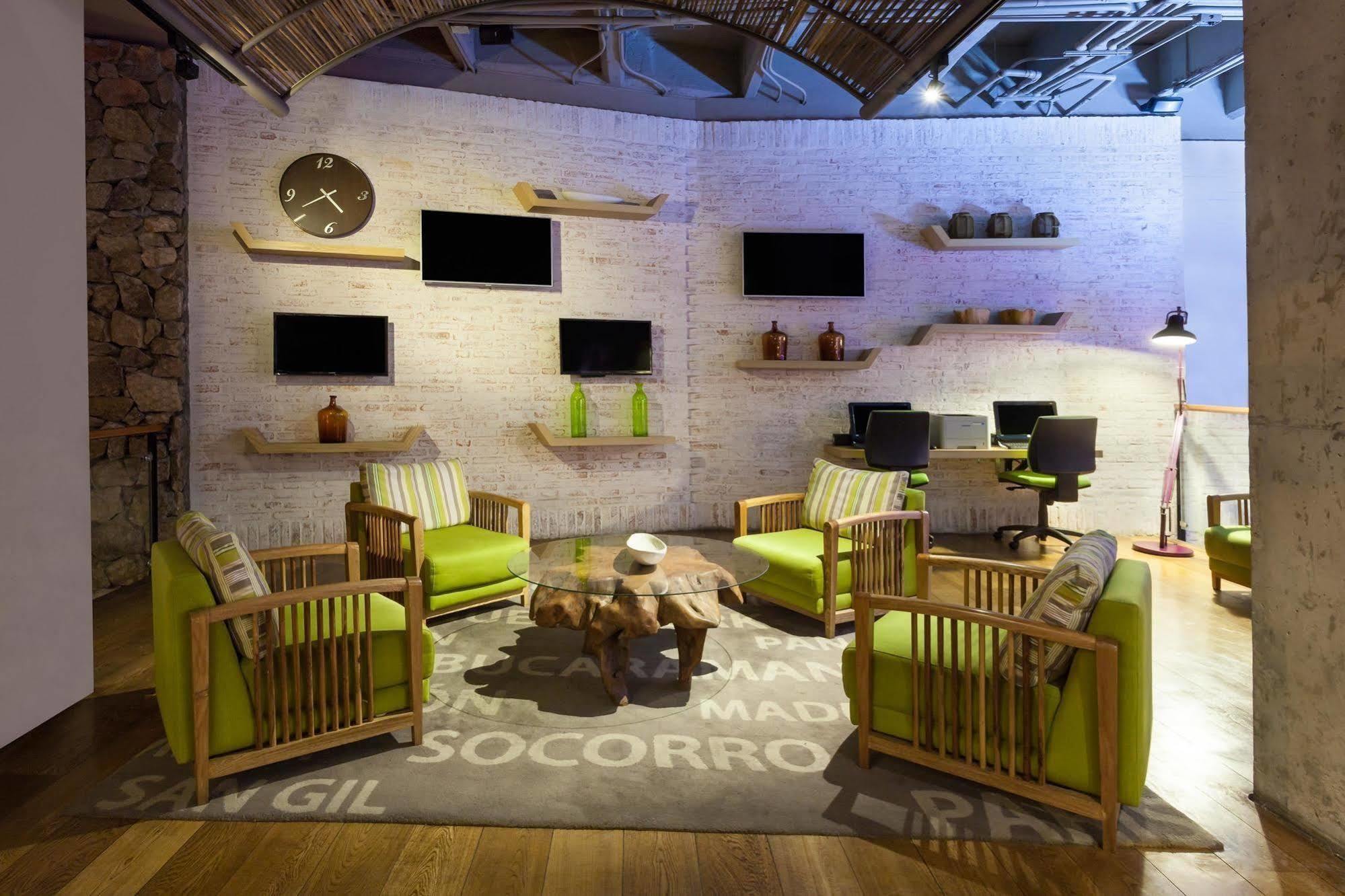 Bari Hotel 4*