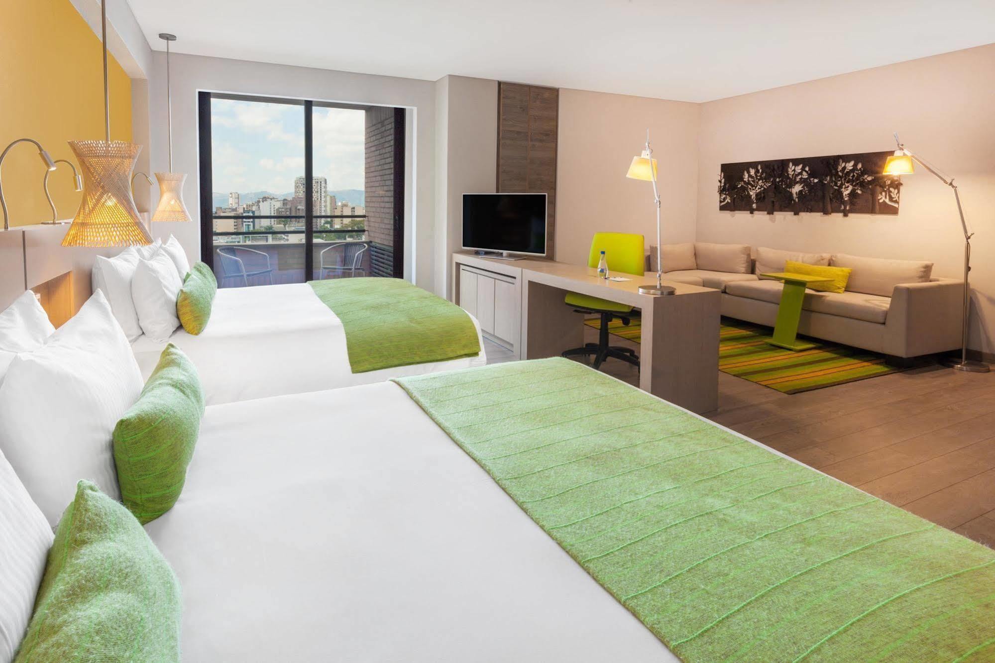 Bari Hotel 4*