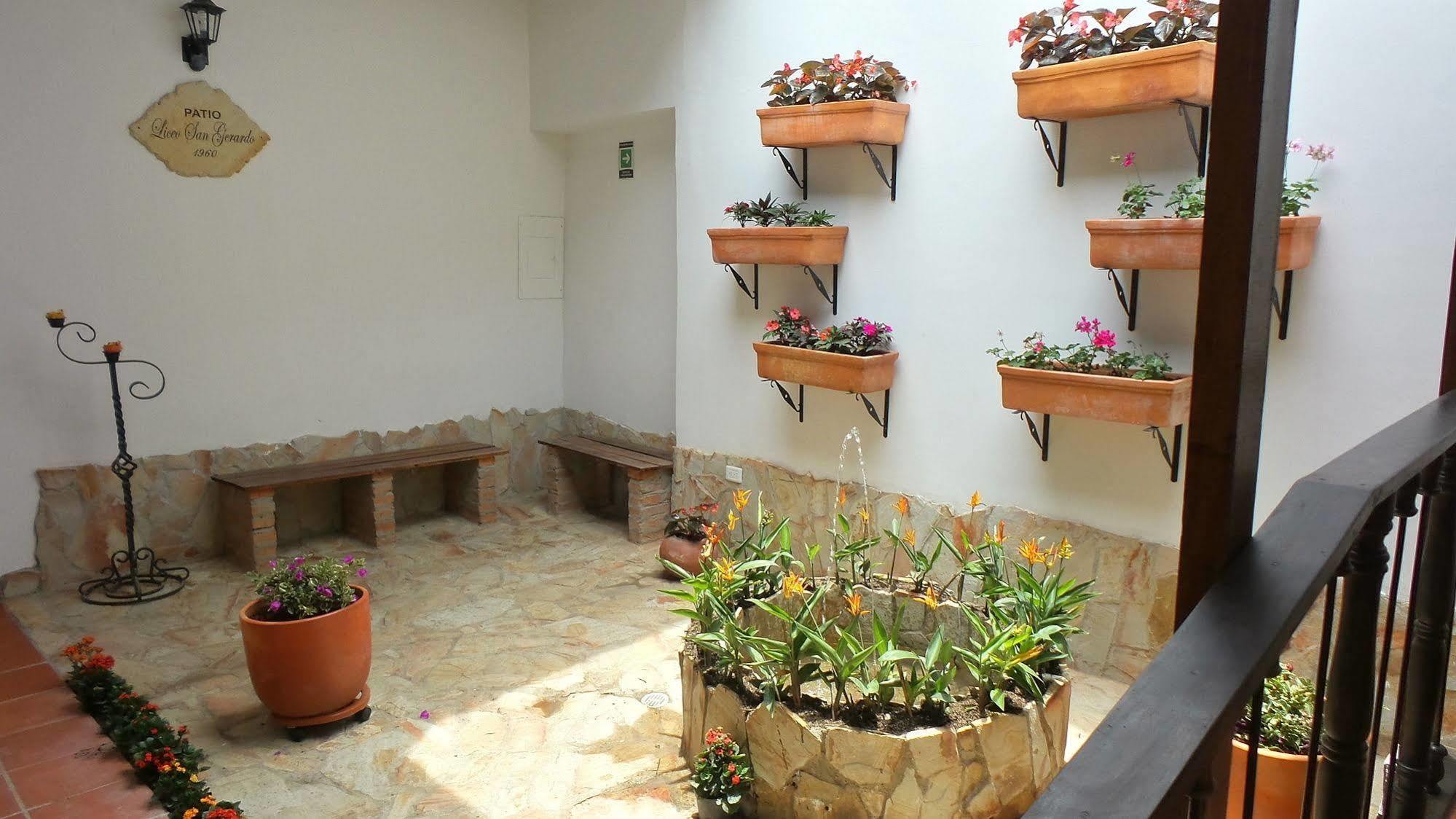 Hotel Houston 2* Bucaramanga
