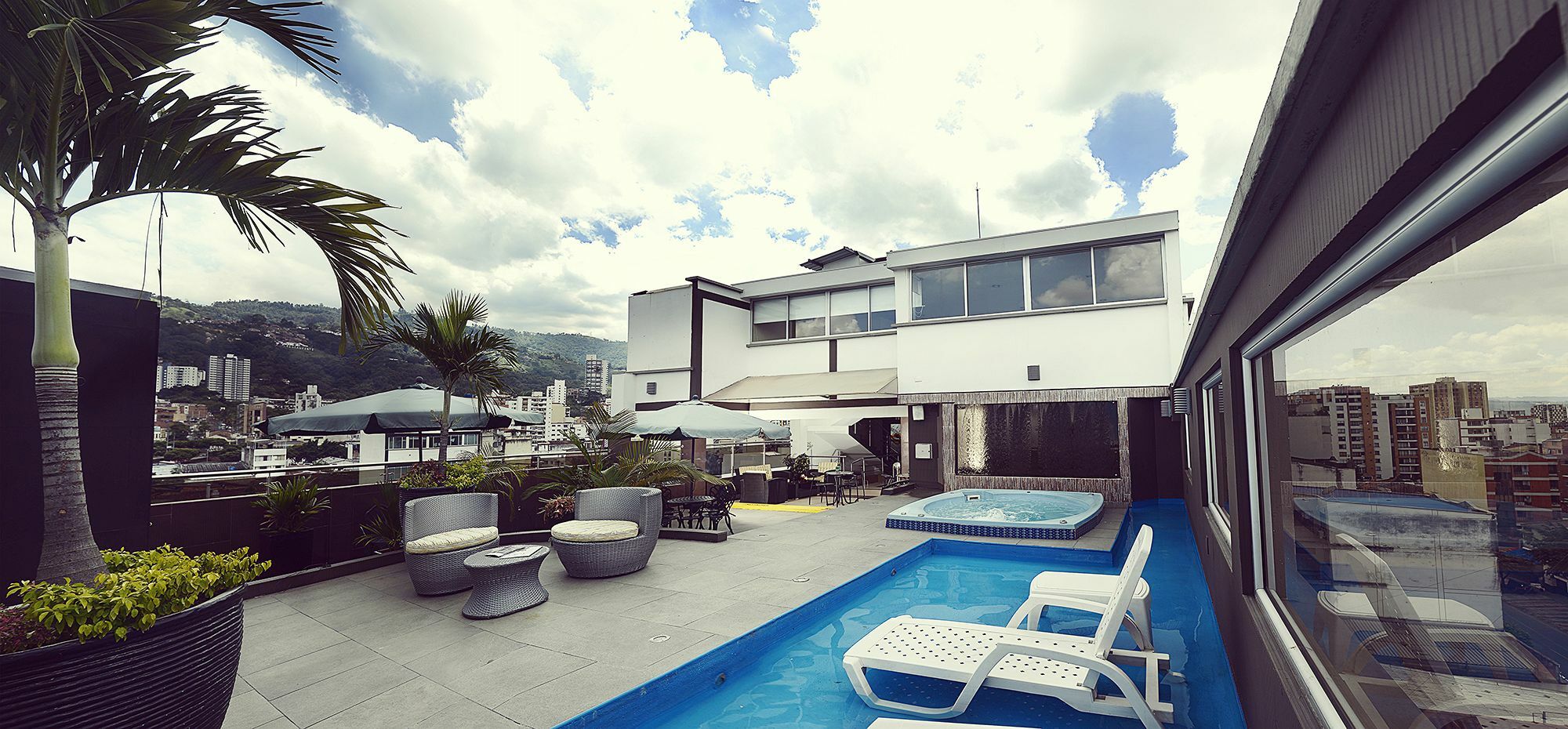 La Serrania Hotel